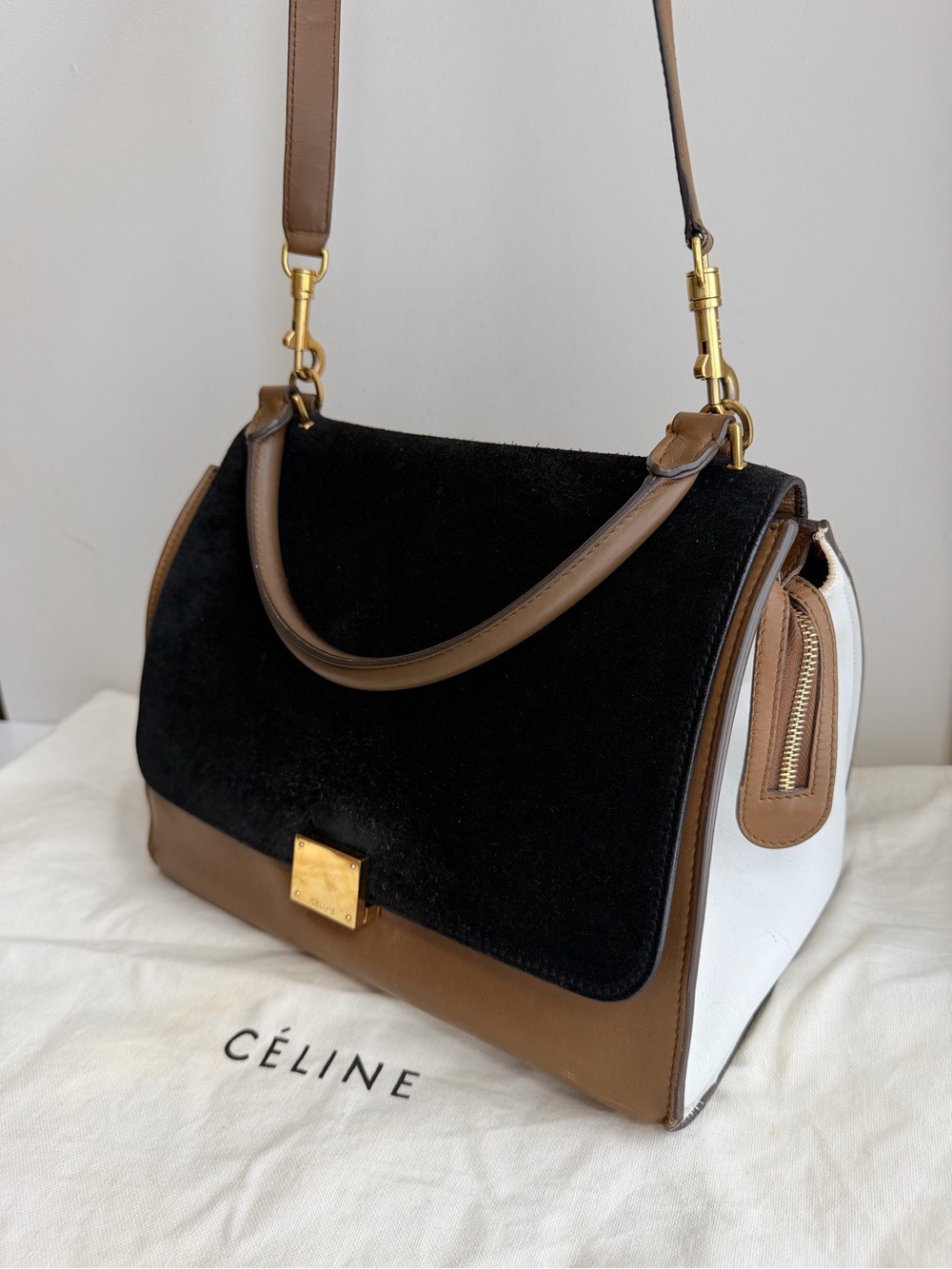 Authentic CELINE Medium Trapeze Tricolor Leather Suede Handbag - Picture 4 of 16